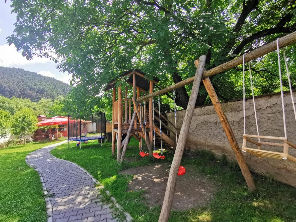 Pensiunea Cold Mountains Рышнов Экстерьер фото